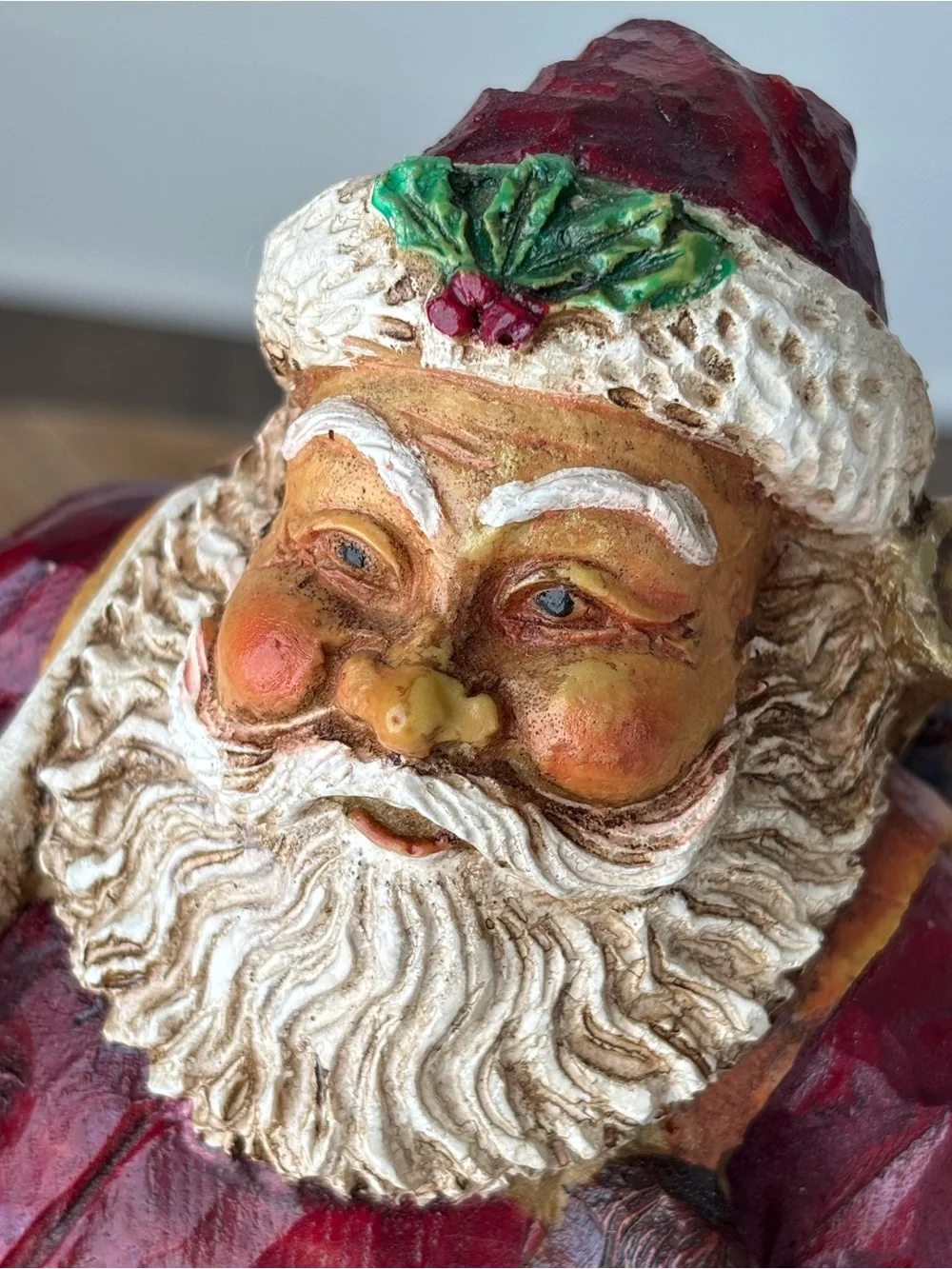 Vintage 1987 Resin painted Duncan Hill Holiday Santa